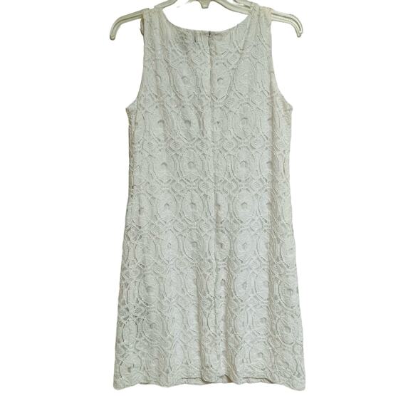 Ronni Nicole Knee Length Dress, Sleeveless, White Lace, Size 8 - Picture 2 of 9